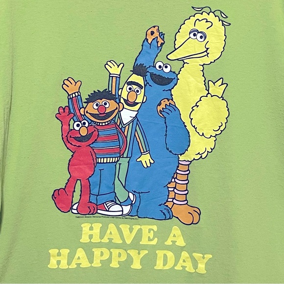 Sesame Street Have a Happy Day T-Shirt Size XL Featuring Elmo, Big Bird - Picture 1 of 5